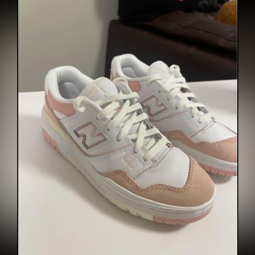 New Balance 550’s Pink - BRAND NEW